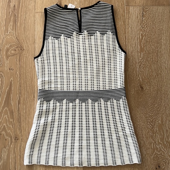 NWT White House Black Market Sleeveless Graphic Dot Sweater - Picture 2 of 4